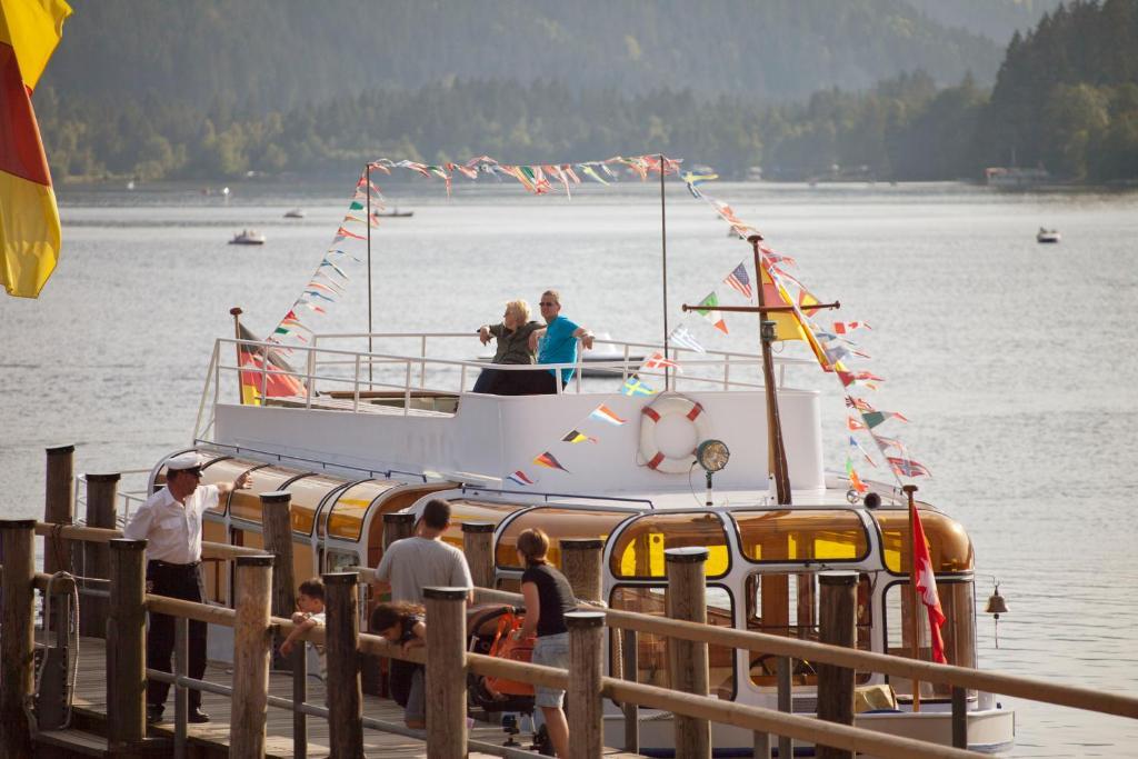 Gaestehaus Waldeck Hotel Titisee-Neustadt Exterior photo